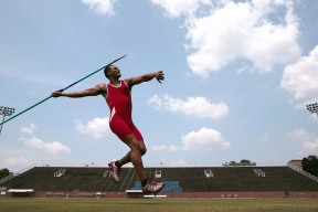 2026世界杯预选赛-Ning与Uzi激战80分钟，王者之争，胜负难料